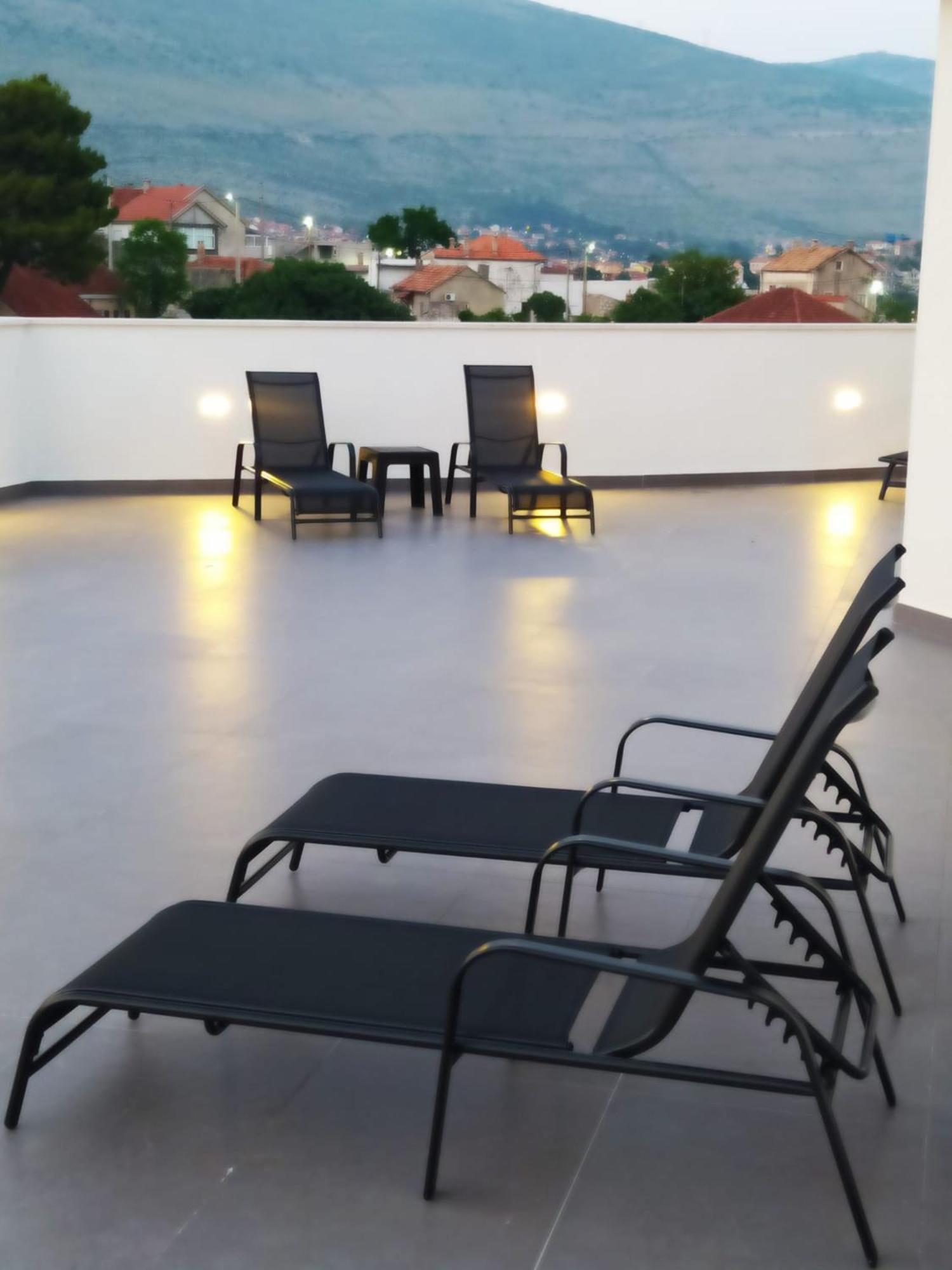 Pine 1 Apartment In The Center Trebinje Eksteriør bilde